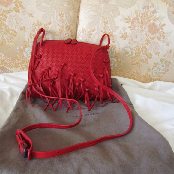 BOTTEGA VENETA Pillow Red Woven Leather Fringe Crossbody Bag/Handbag. Small. - Picture 10 of 16